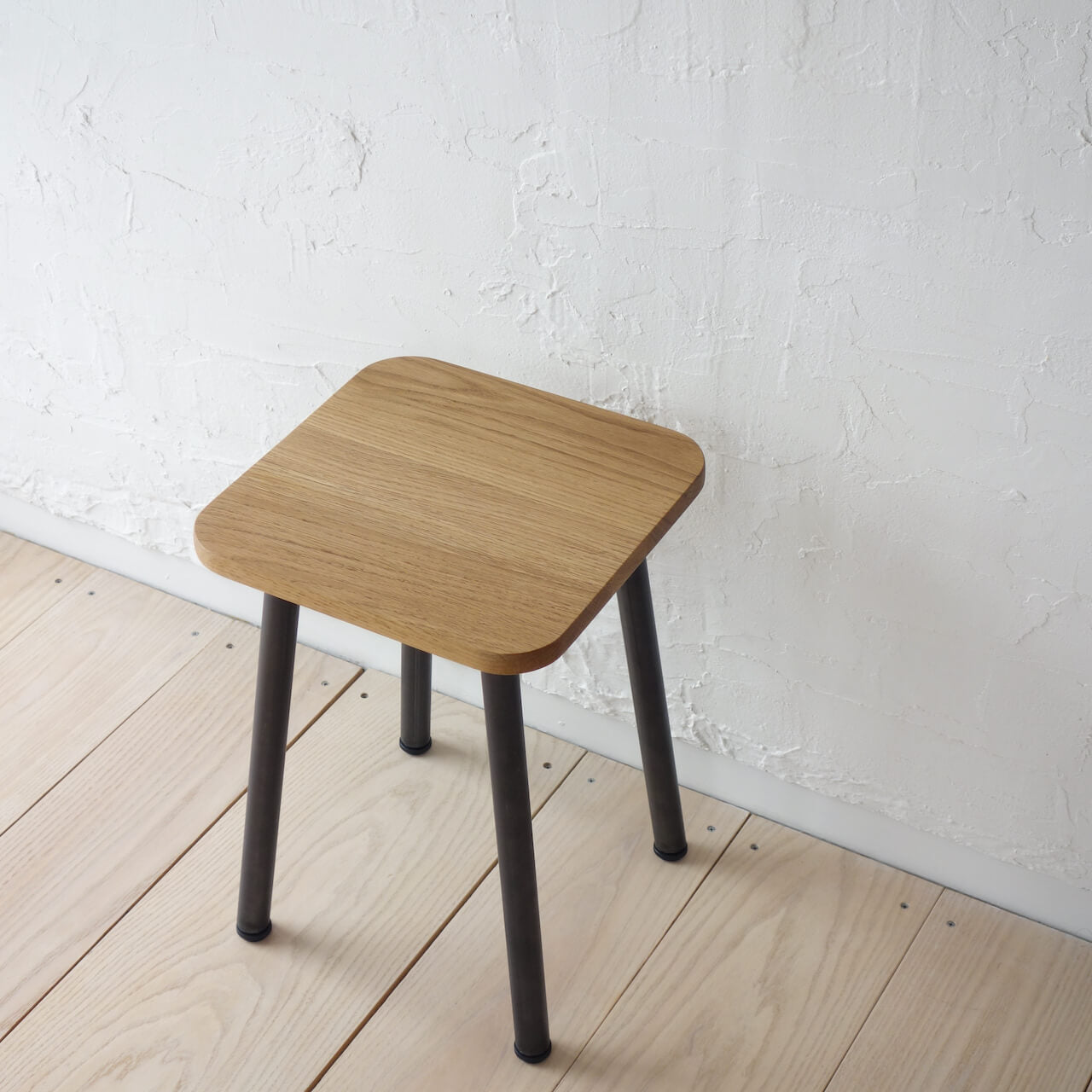 TORUADO STOOL R トルアド スツール R