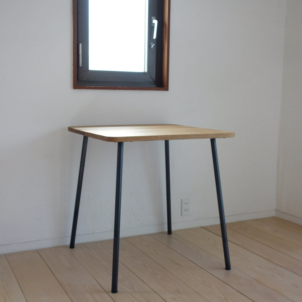 TORUADO LIVING TABLE R トルアド リビングテーブル R