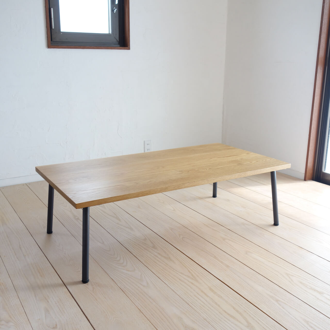 TORUADO COFFEE TABLE Rトルアド コーヒーテーブル R