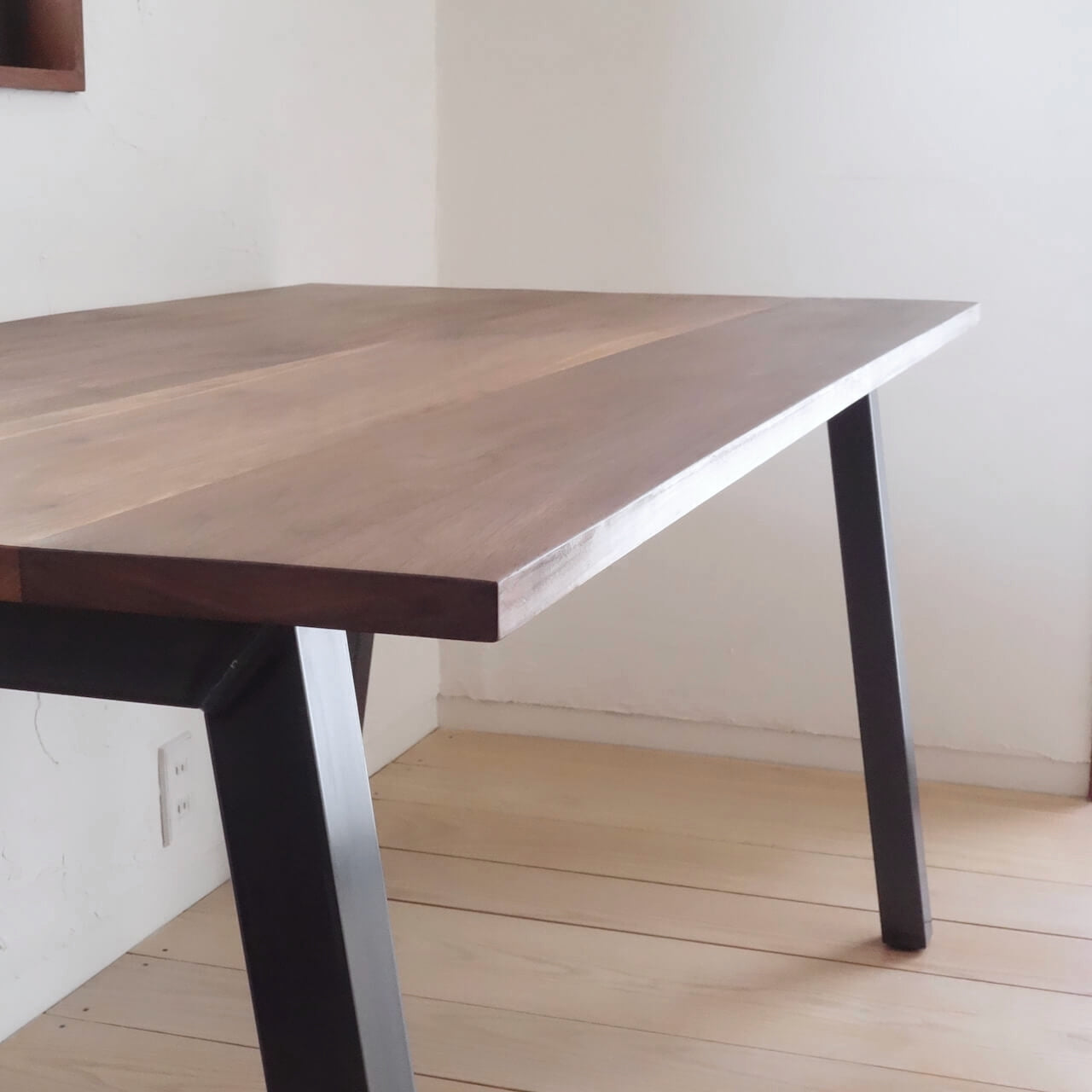 TORUADO DINING TABLE A トルアド ダイニングテーブル A
