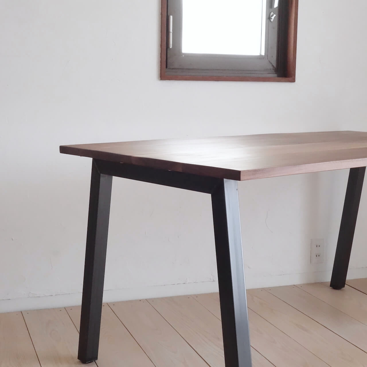 TORUADO DINING TABLE A トルアド ダイニングテーブル A