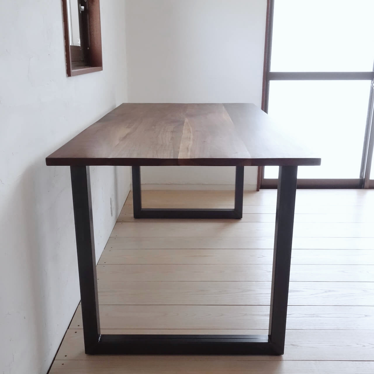 TORUADO DINING TABLE D トルアド ダイニングテーブル D