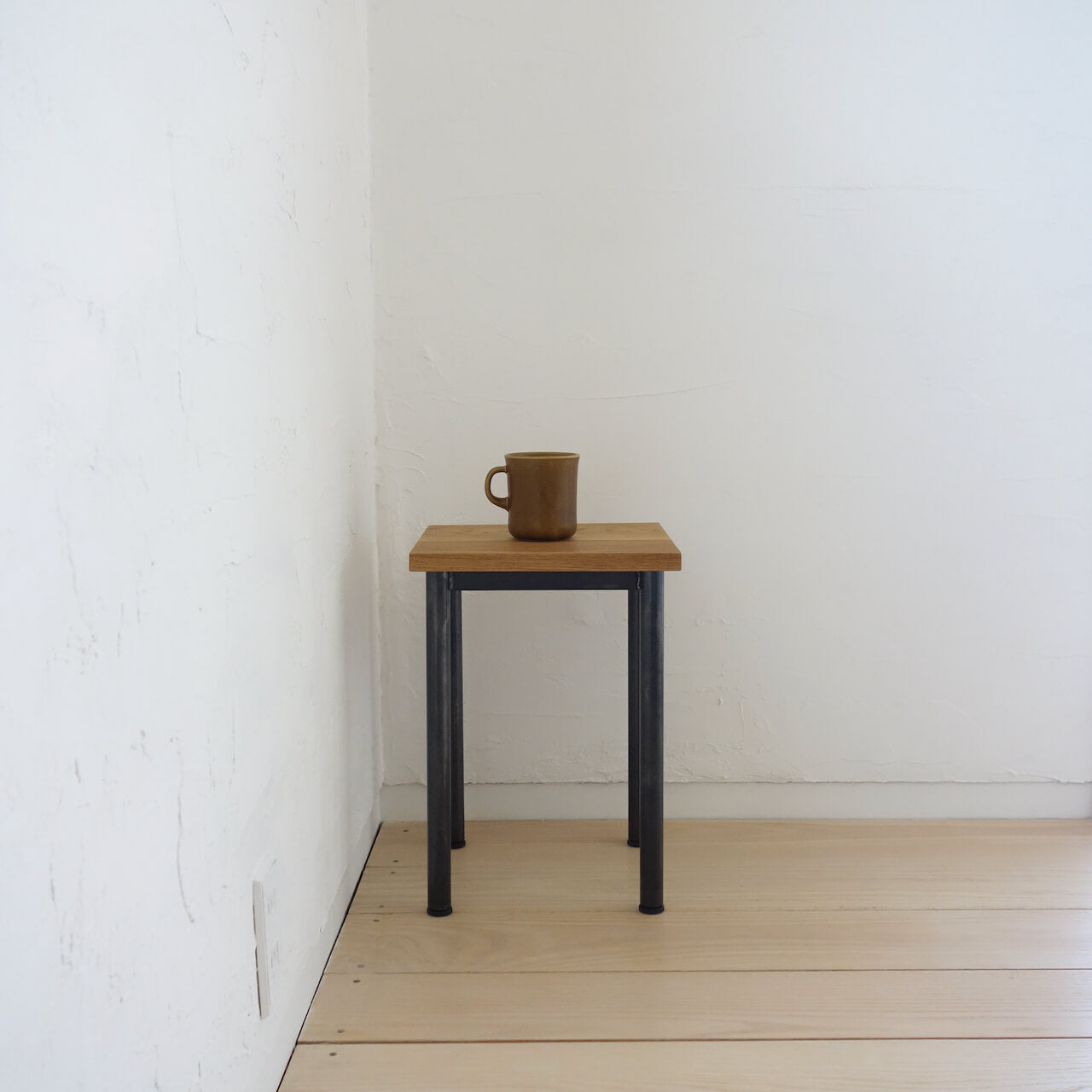 TORUADO STOOL T トルアド スツール T