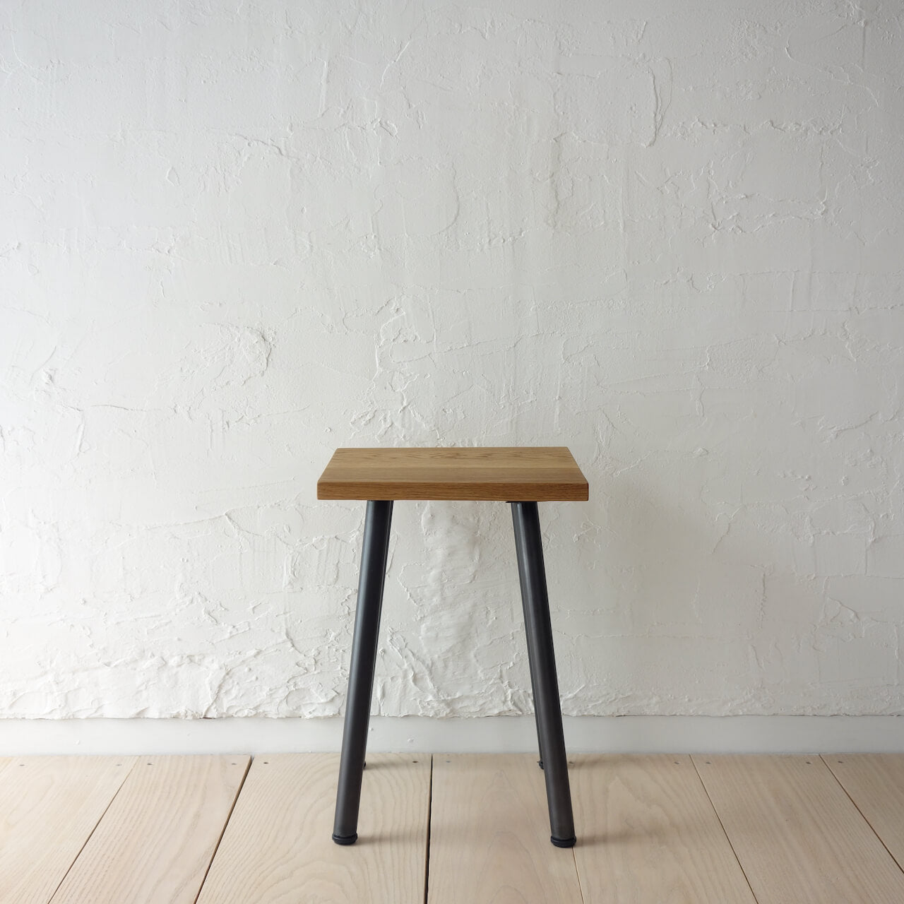 TORUADO STOOL R トルアド スツール R