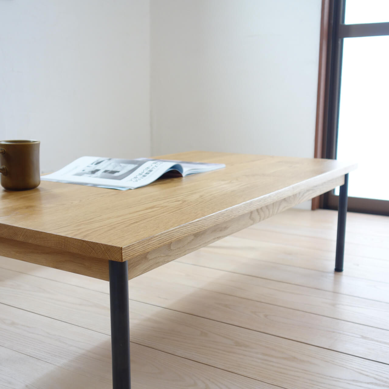 TORUADO COFFEE TABLE