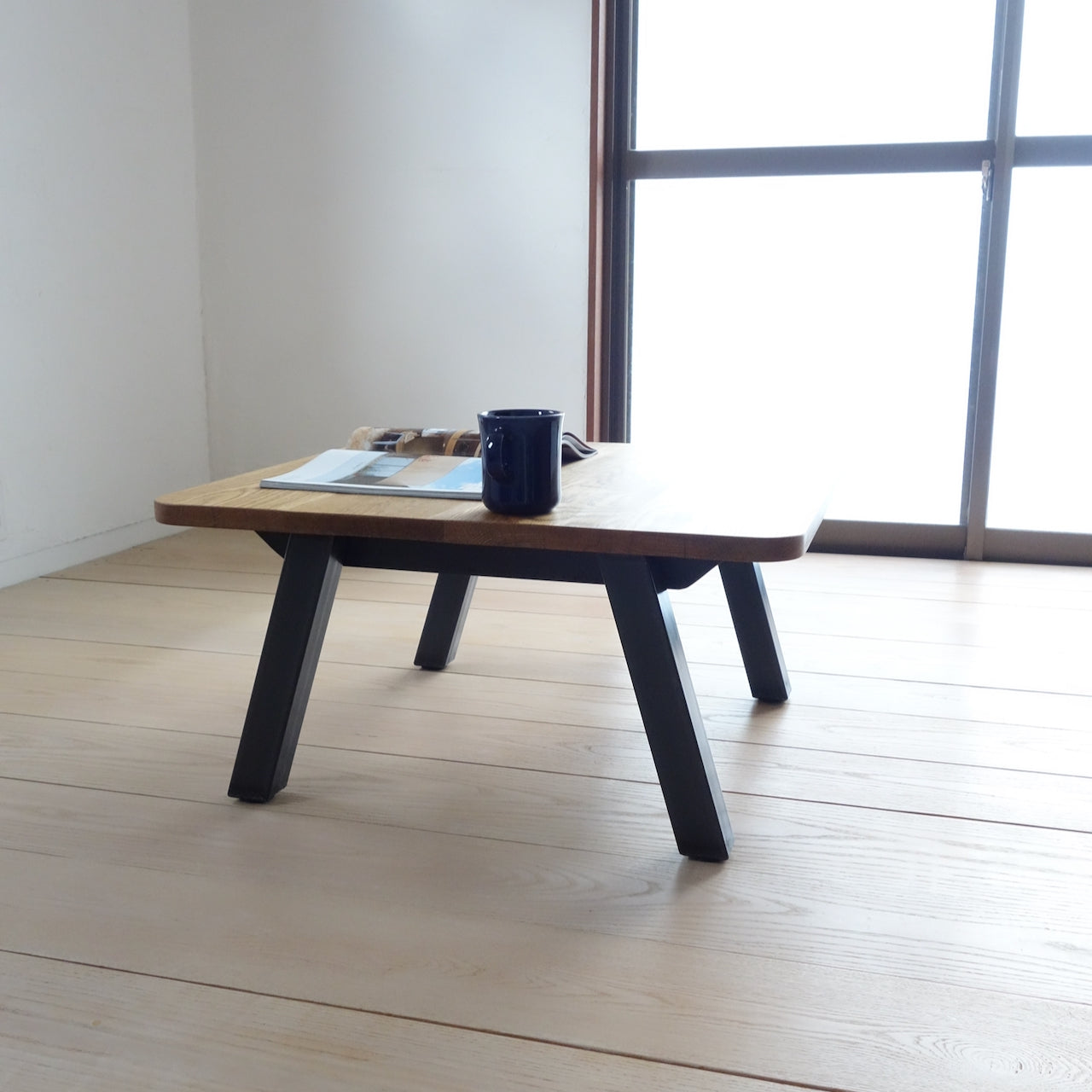 TORUADO CENTER TABLE A　トルアド センターテーブル A