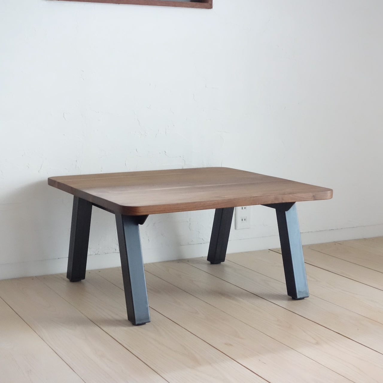 TORUADO CENTER TABLE A　トルアド センターテーブル A