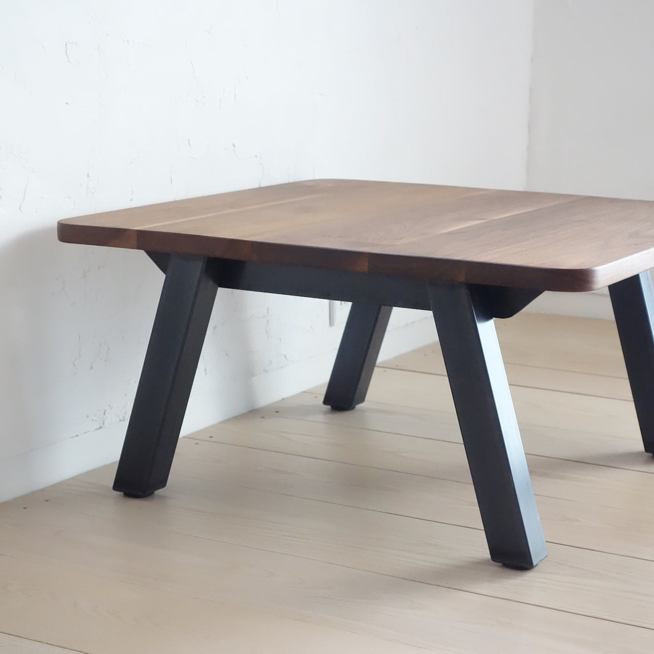 TORUADO CENTER TABLE A　トルアド センターテーブル A