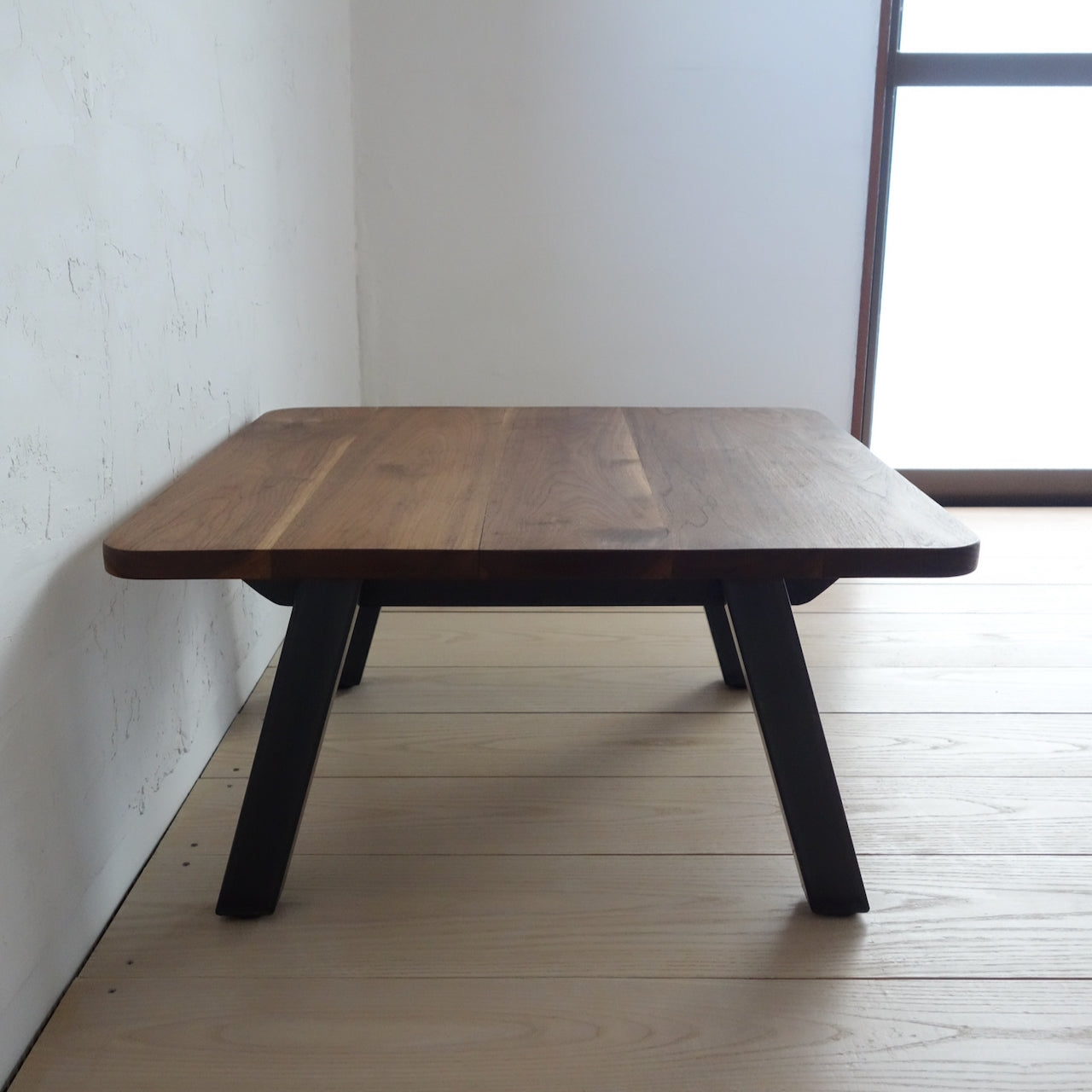 TORUADO CENTER TABLE A　トルアド センターテーブル A