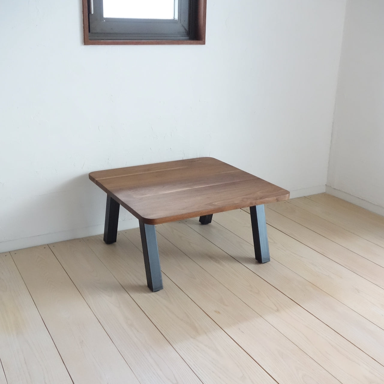 TORUADO CENTER TABLE A　トルアド センターテーブル A