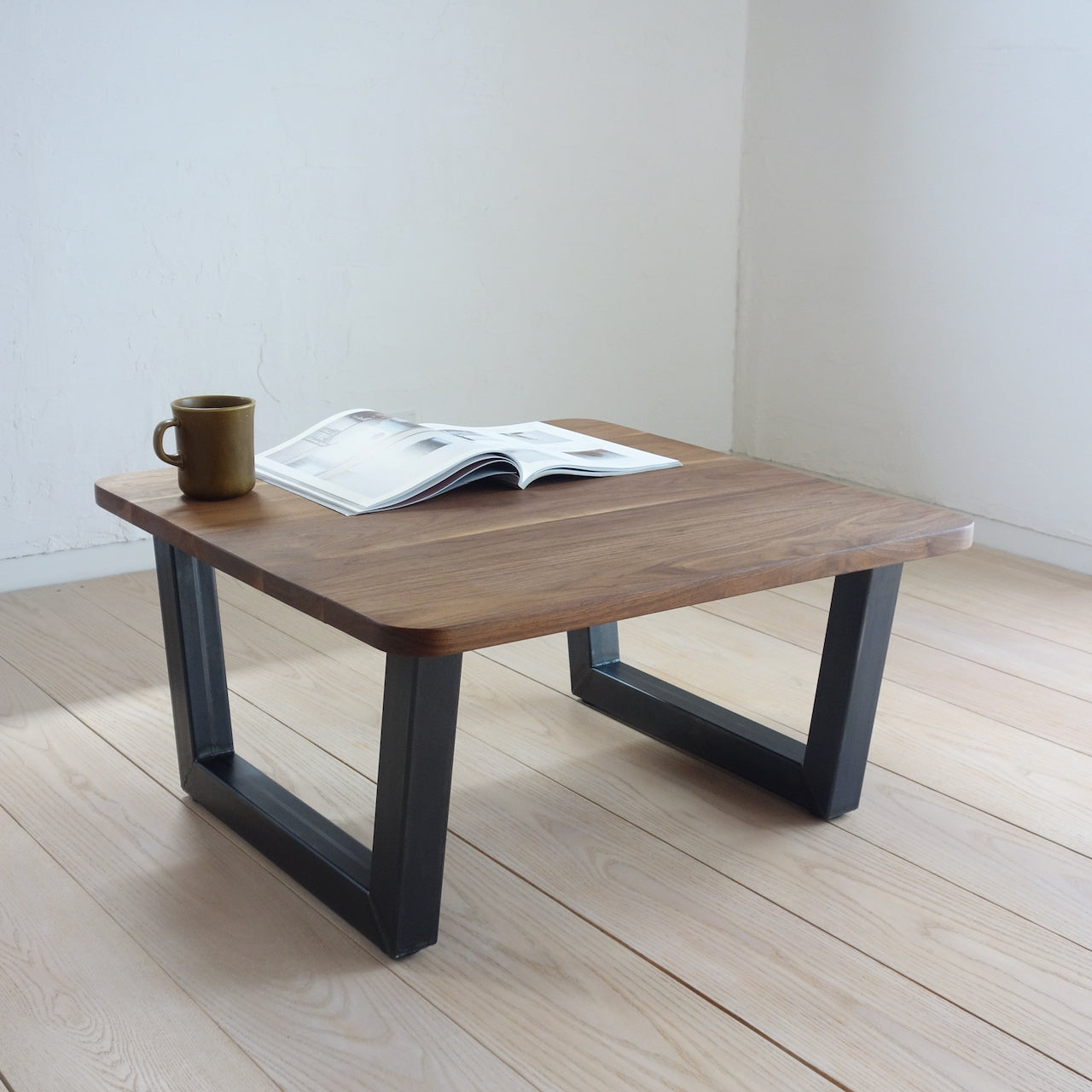 TORUADO CENTER TABLE D　トルアド センターテーブル D
