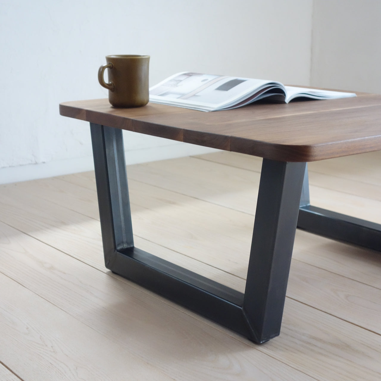 TORUADO CENTER TABLE D　トルアド センターテーブル D