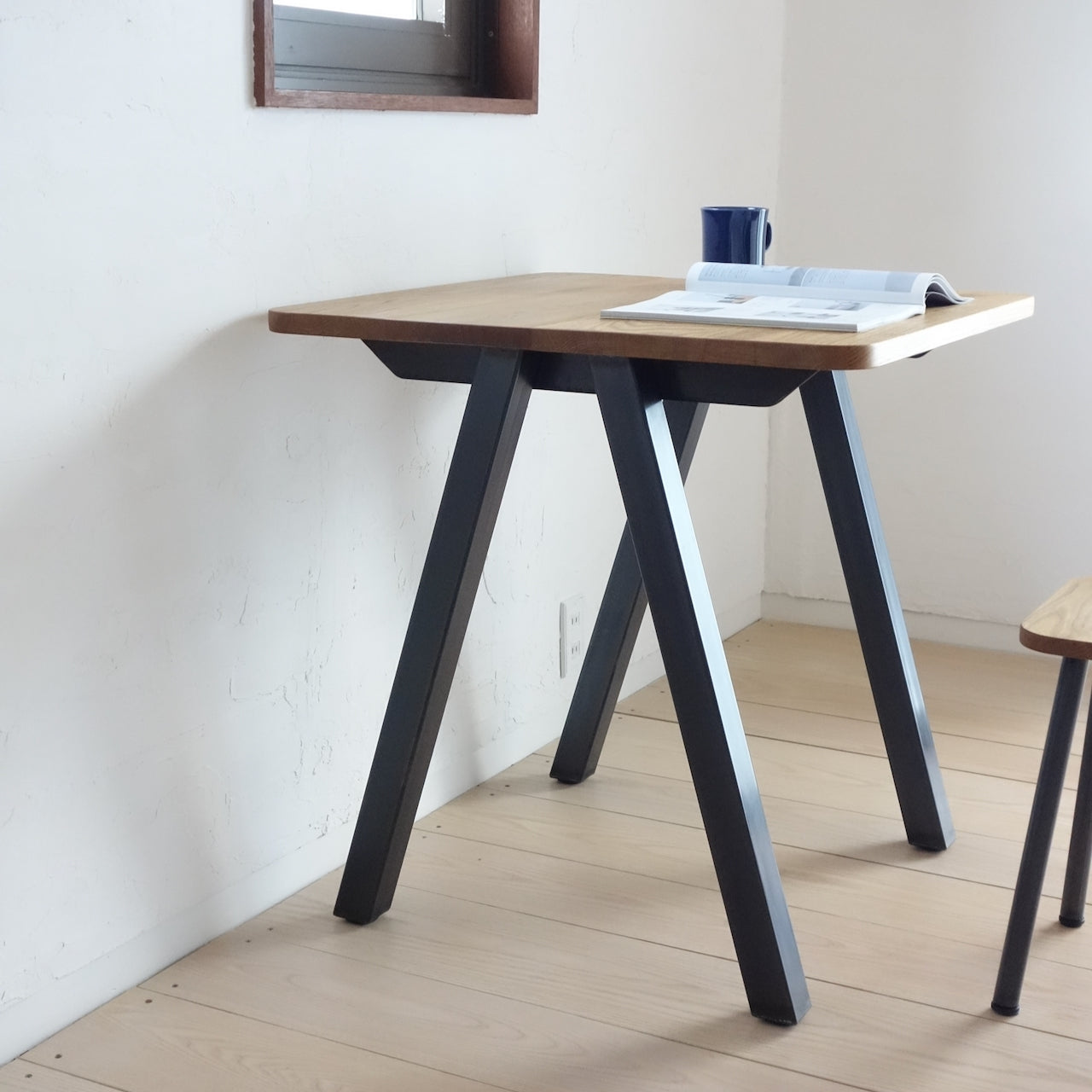 TORUADO CAFE TABLE A　トルアド カフェテーブル A