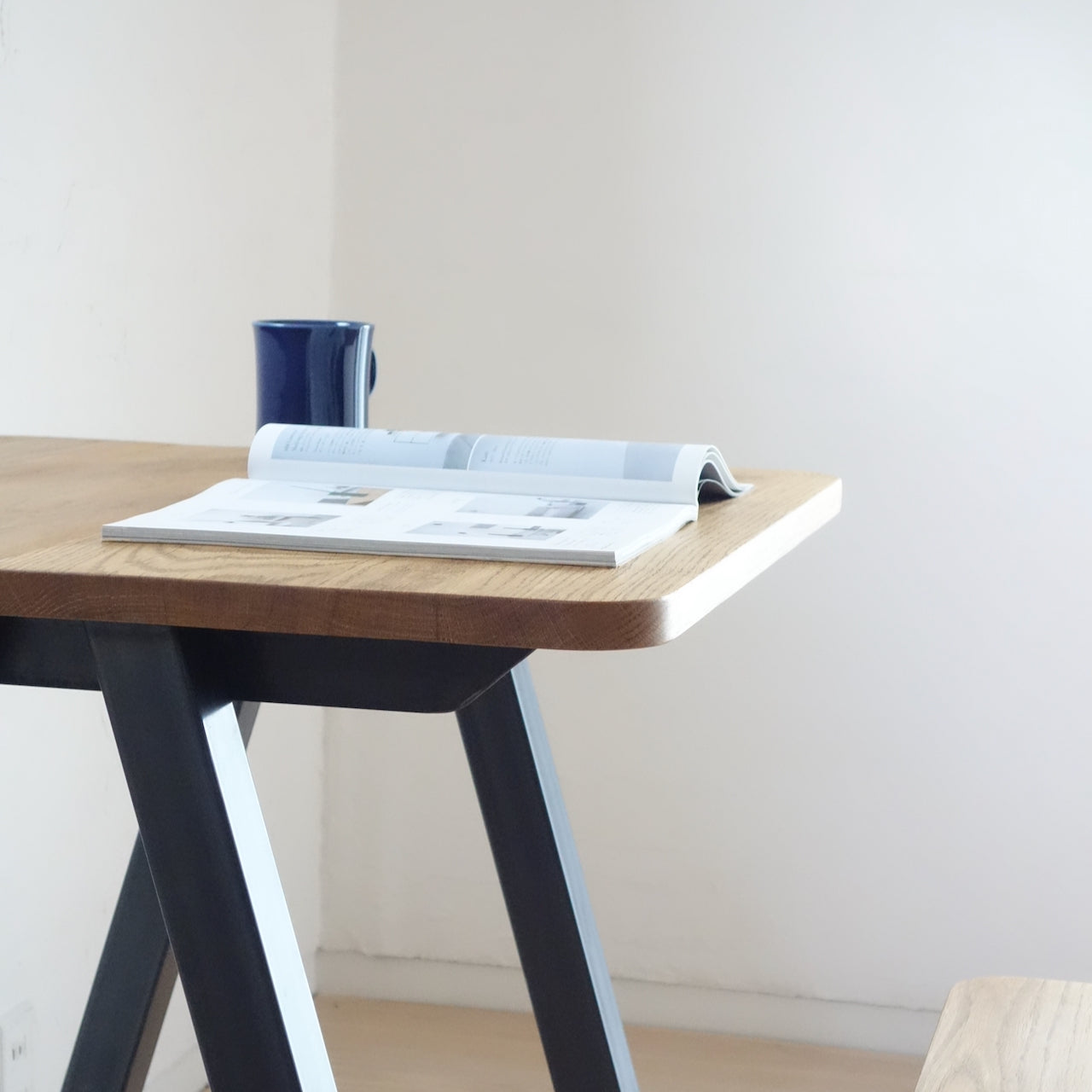 TORUADO CAFE TABLE A　トルアド カフェテーブル A