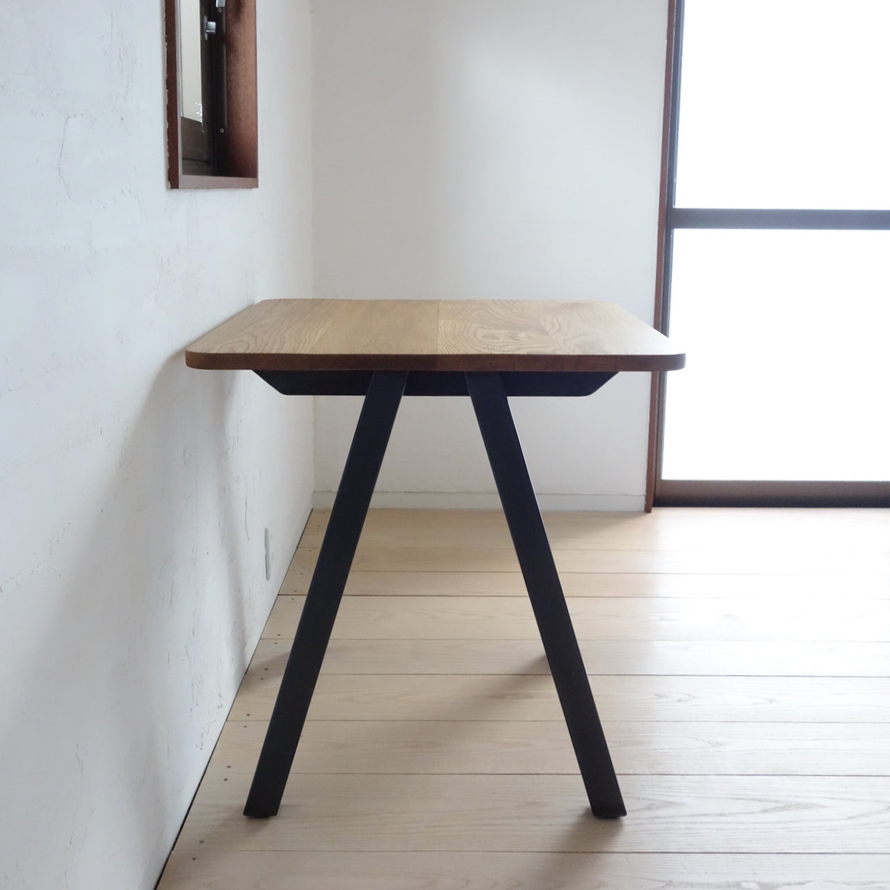 TORUADO CAFE TABLE A　トルアド カフェテーブル A