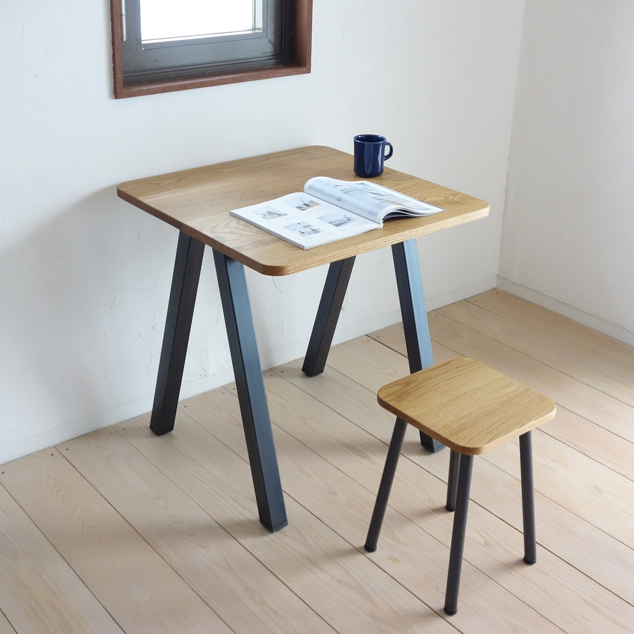 TORUADO CAFE TABLE A　トルアド カフェテーブル A
