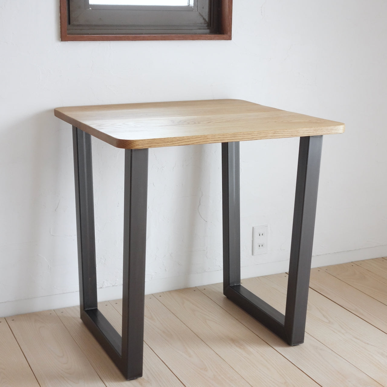 TORUADO CAFE TABLE D　トルアド カフェテーブル D