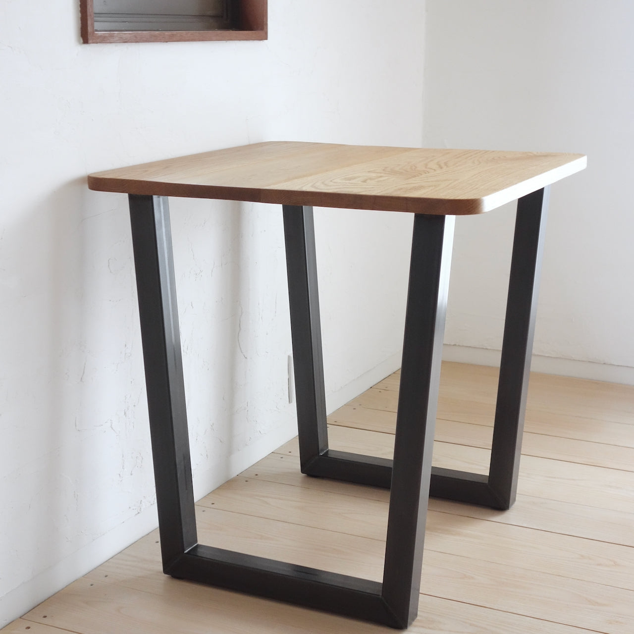 TORUADO CAFE TABLE D　トルアド カフェテーブル D