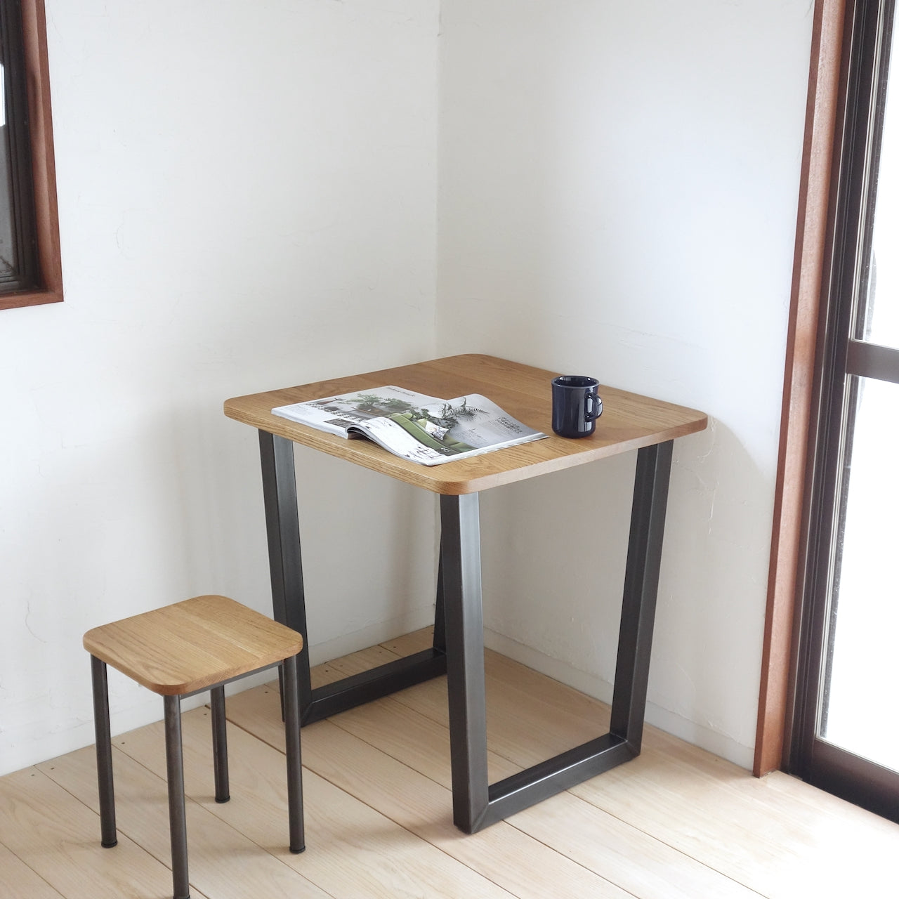 TORUADO CAFE TABLE D　トルアド カフェテーブル D