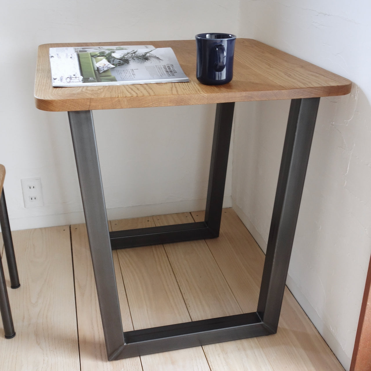 TORUADO CAFE TABLE D　トルアド カフェテーブル D