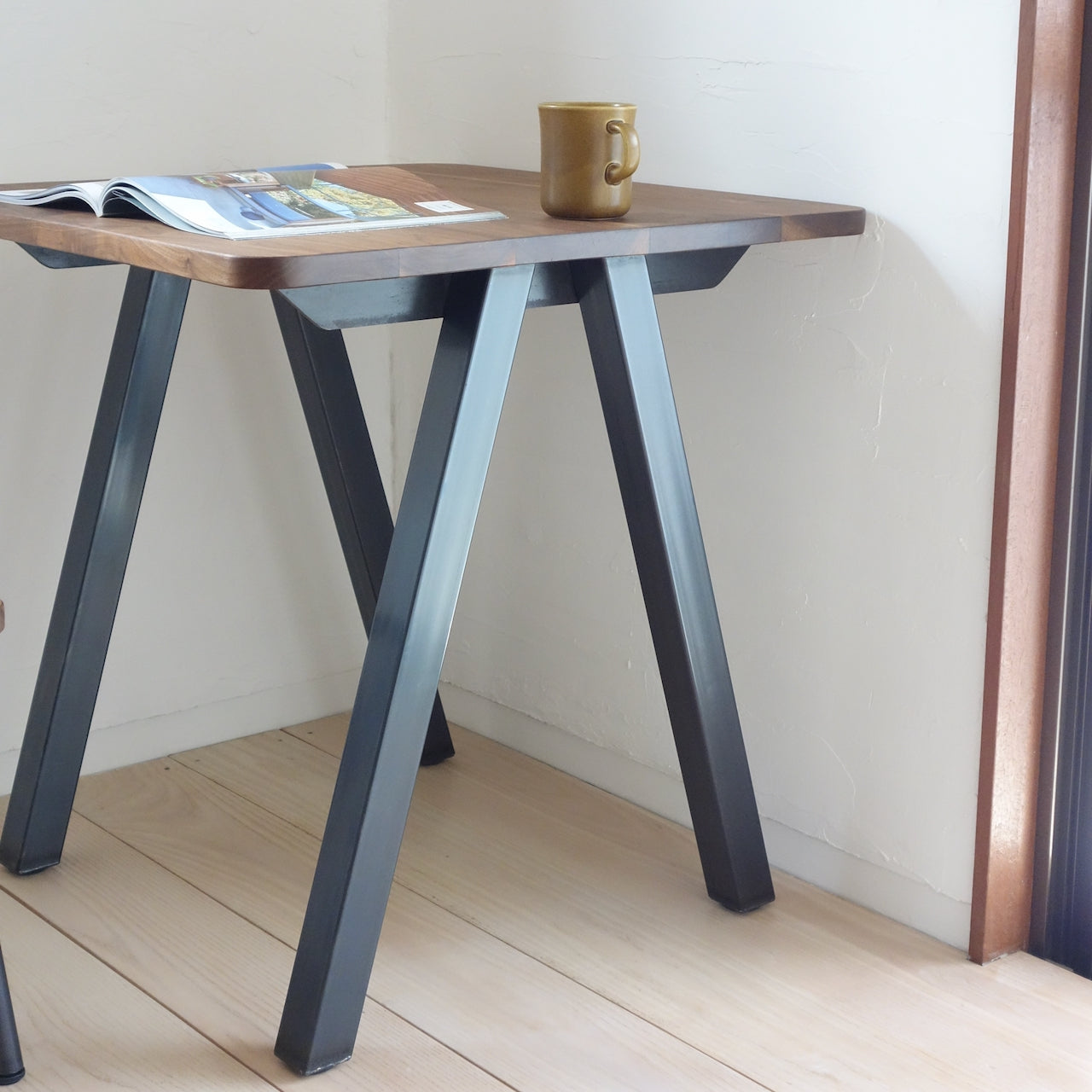 TORUADO CAFE TABLE A　トルアド カフェテーブル A