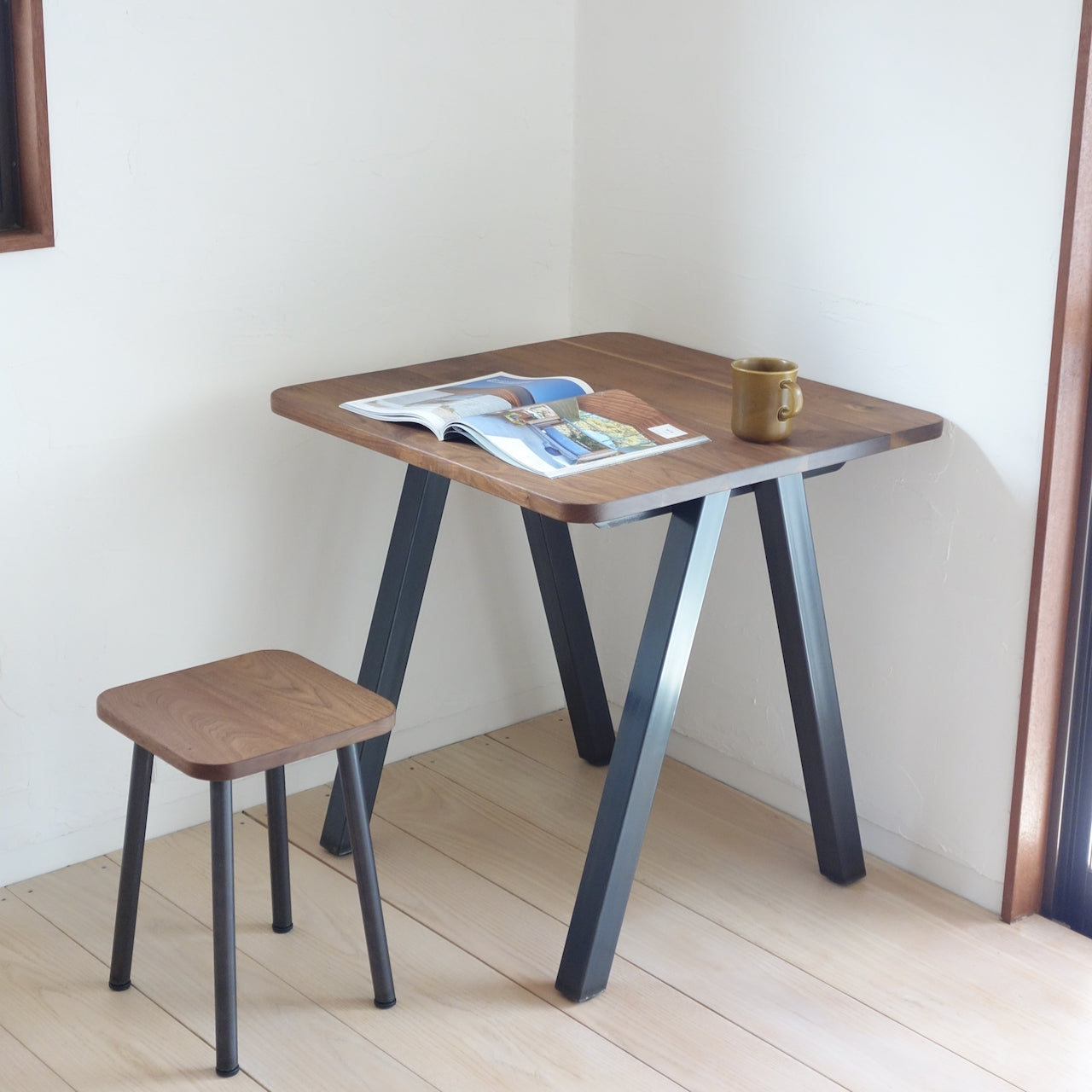 TORUADO CAFE TABLE A　トルアド カフェテーブル A