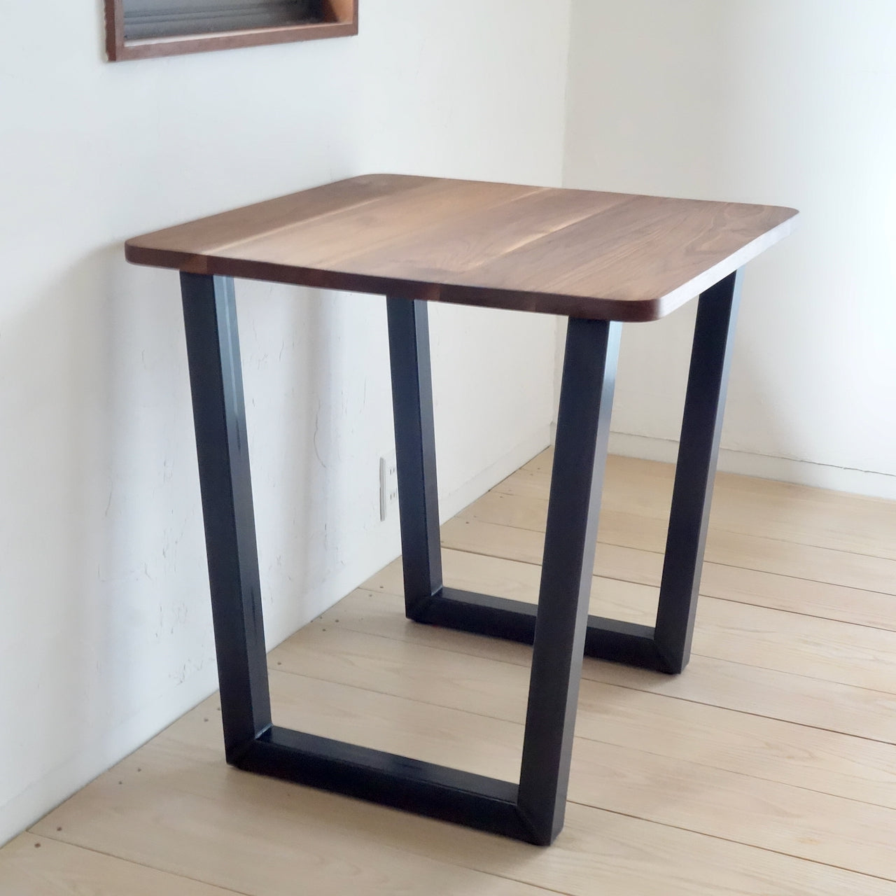 TORUADO CAFE TABLE D　トルアド カフェテーブル D