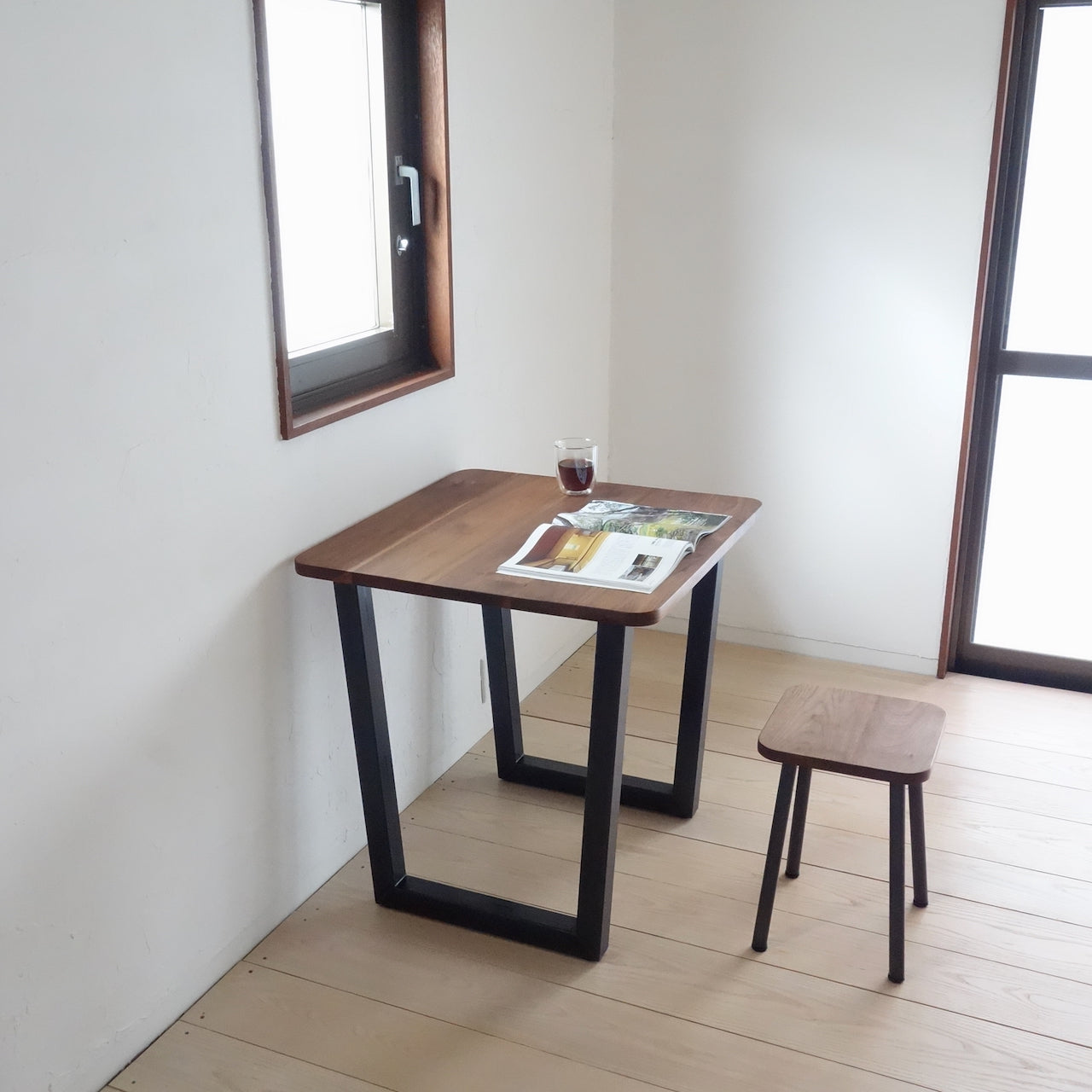 TORUADO CAFE TABLE D　トルアド カフェテーブル D