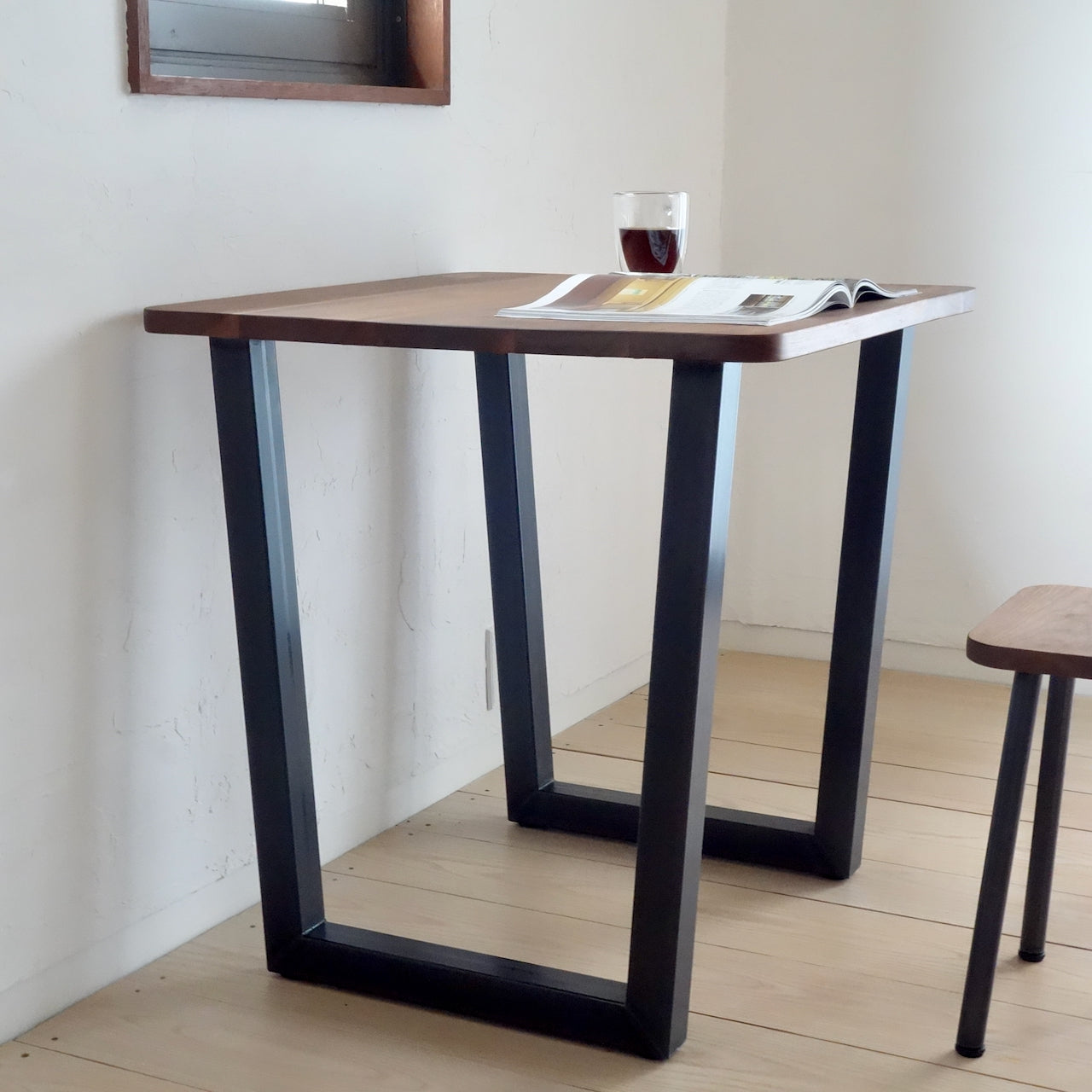 TORUADO CAFE TABLE D　トルアド カフェテーブル D
