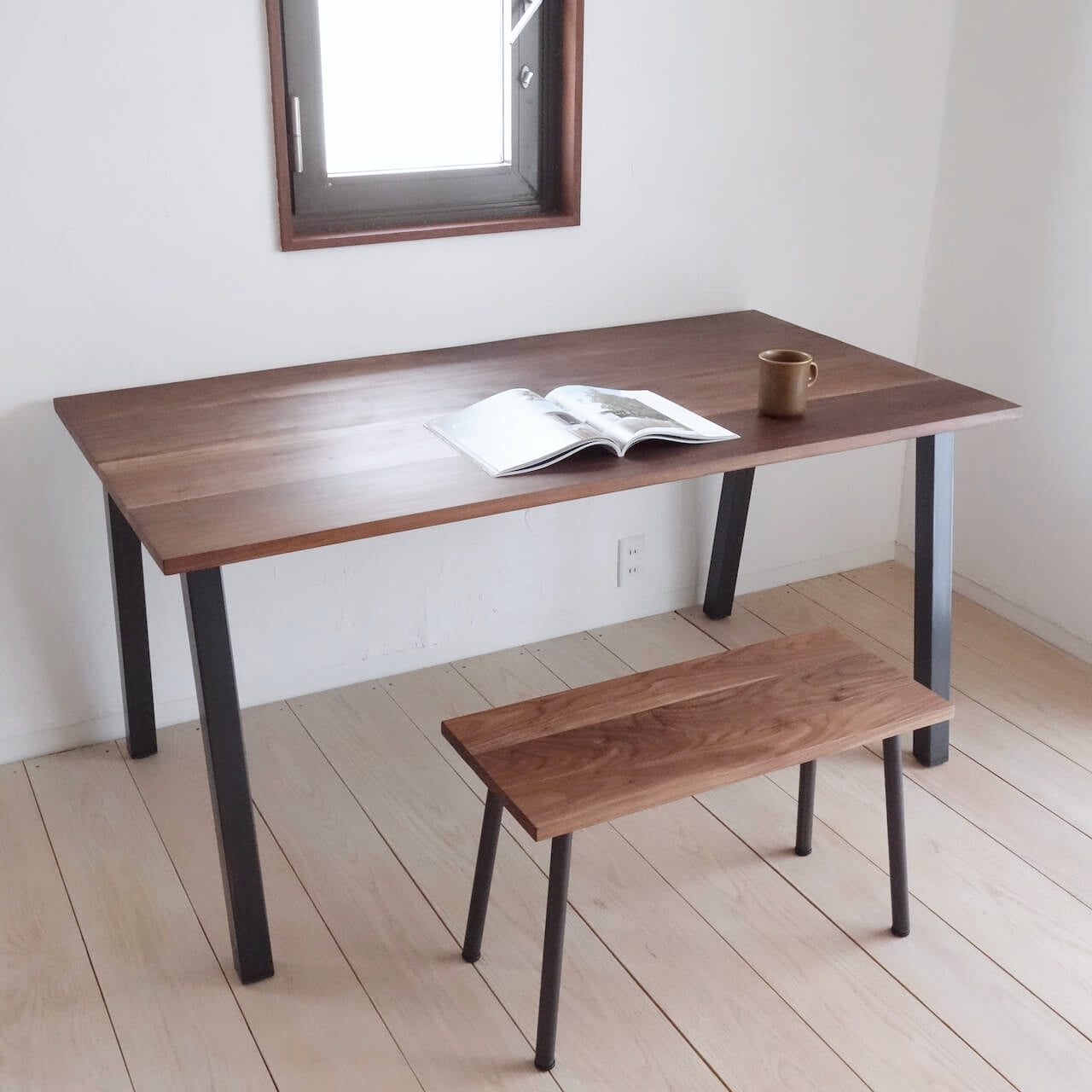 TORUADO DINING TABLE A　トルアド ダイニングテーブル A