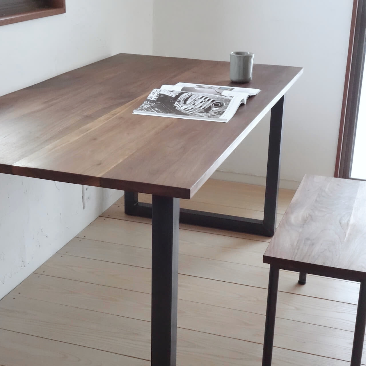 TORUADO DINING TABLE D　トルアド ダイニングテーブル D