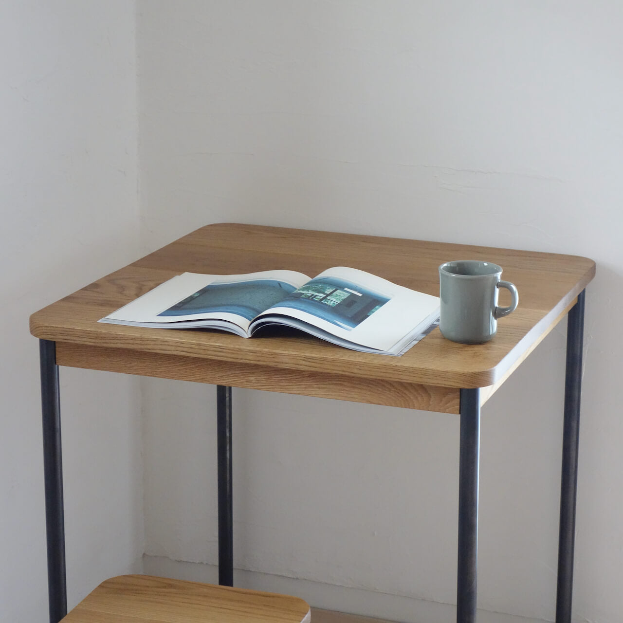 TORUADO LIVING TABLE T　トルアド リビングテーブル T