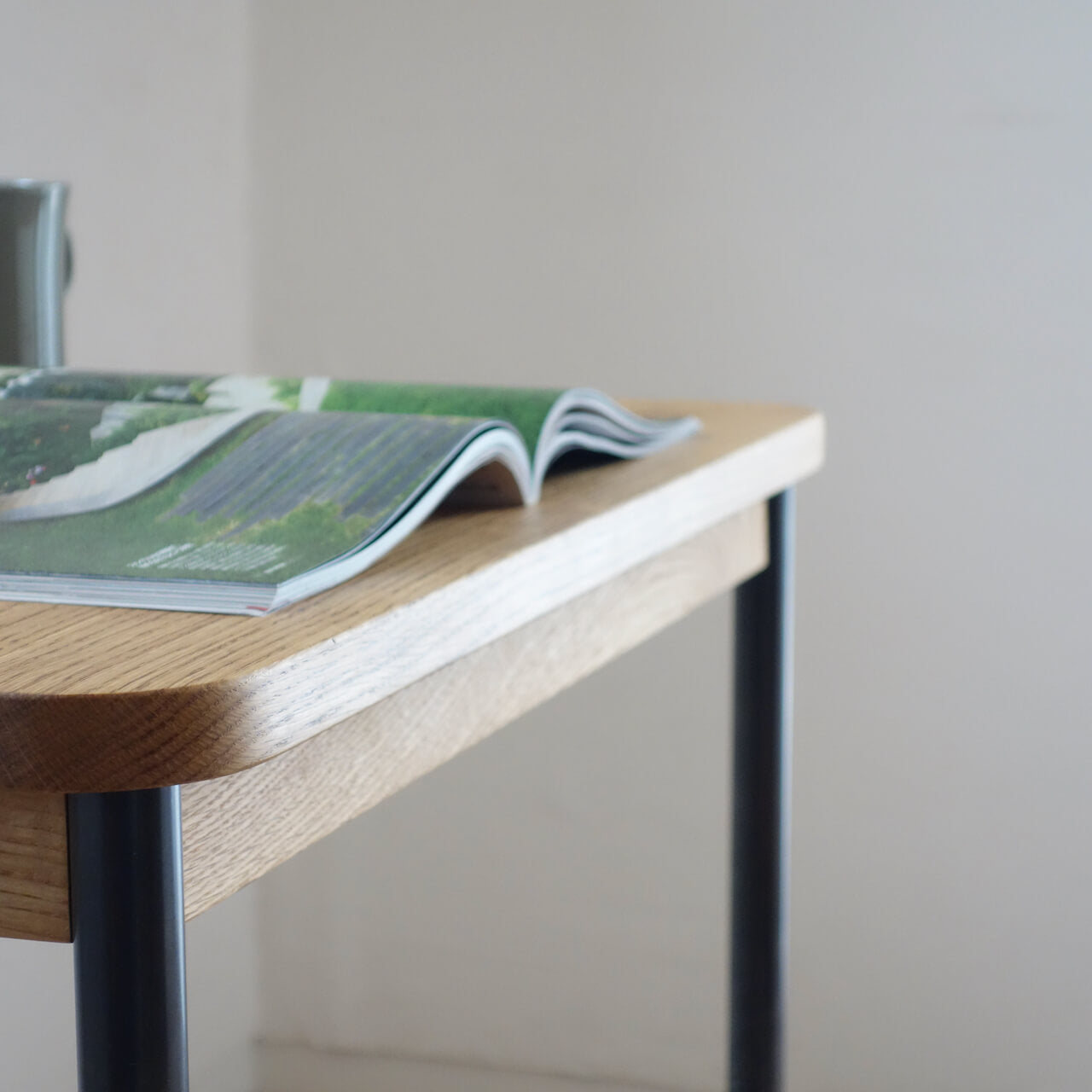 TORUADO LIVING TABLE T　トルアド リビングテーブル T