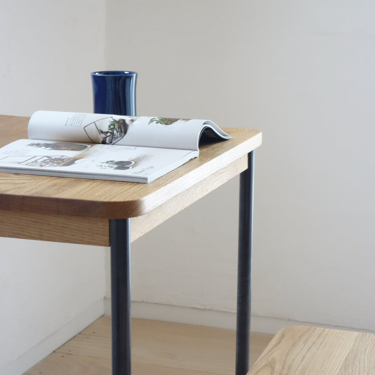 TORUADO LIVING TABLE T　トルアド リビングテーブル T